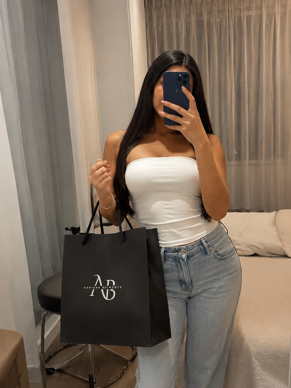 Sarah, 22