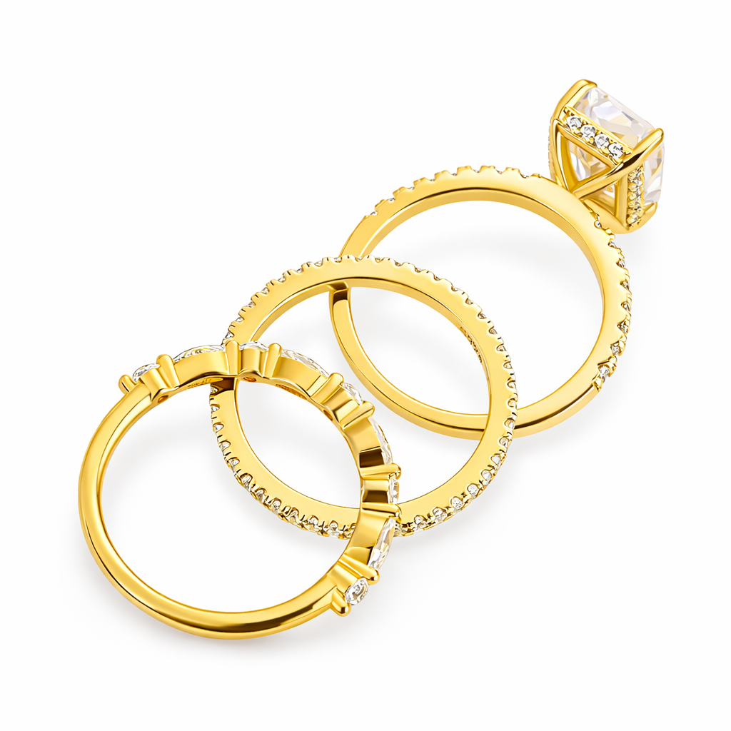 Anillo Triple con Piedra Central